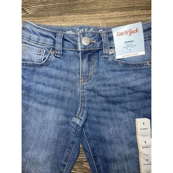 Girls' Mid-Rise Ultimate Stretch Skinny Jeans - Cat & Jack Light Blue 5. NWT. L - Picture 2 of 9